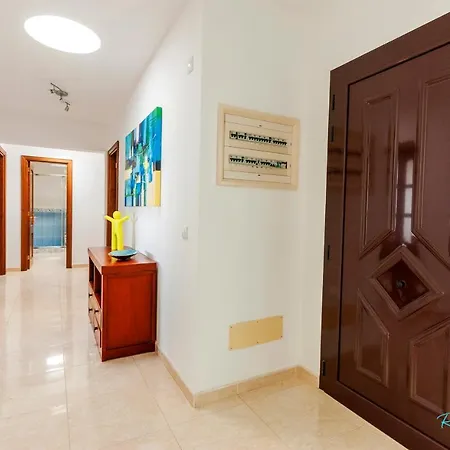 Villa 3-bed With Roof Terrace & Great Views Malvasia *
