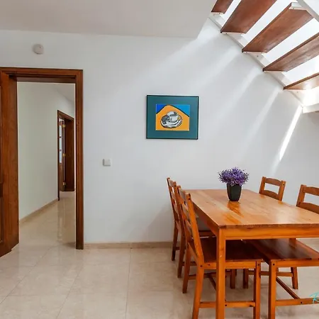 3-bed With Roof Terrace & Great Views Malvasia * Playa Blanca (Lanzarote)